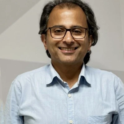 Srinath R Deshpande